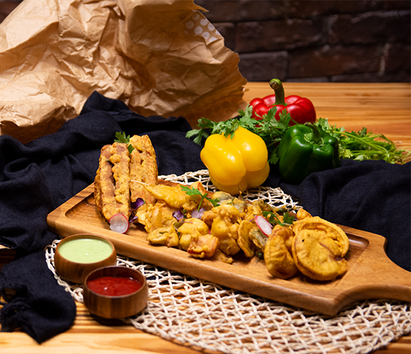 Mix Pakoda Basket