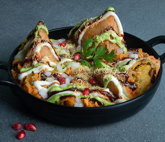 Chole Samosa Chaat