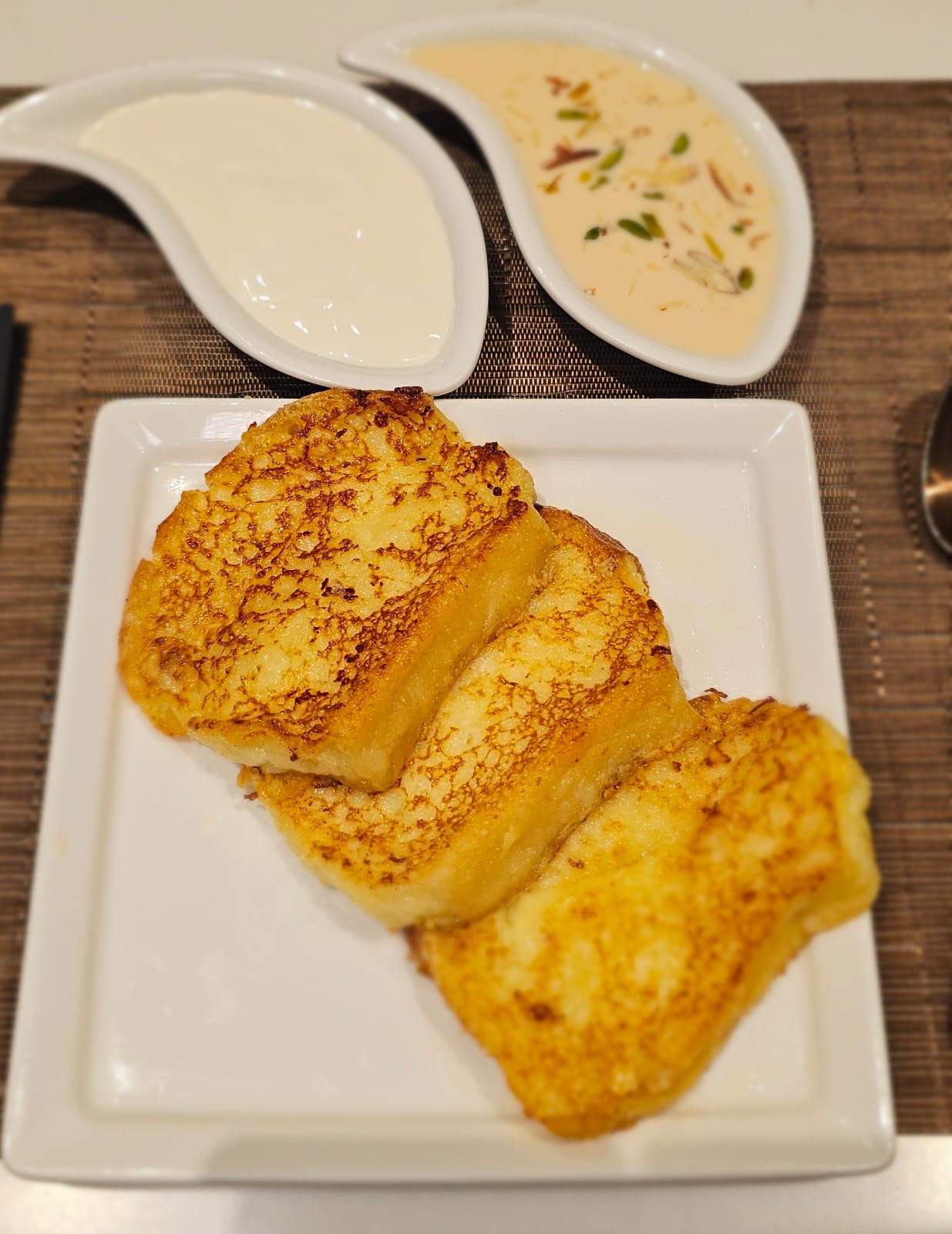 Malai Pav with Rabdi